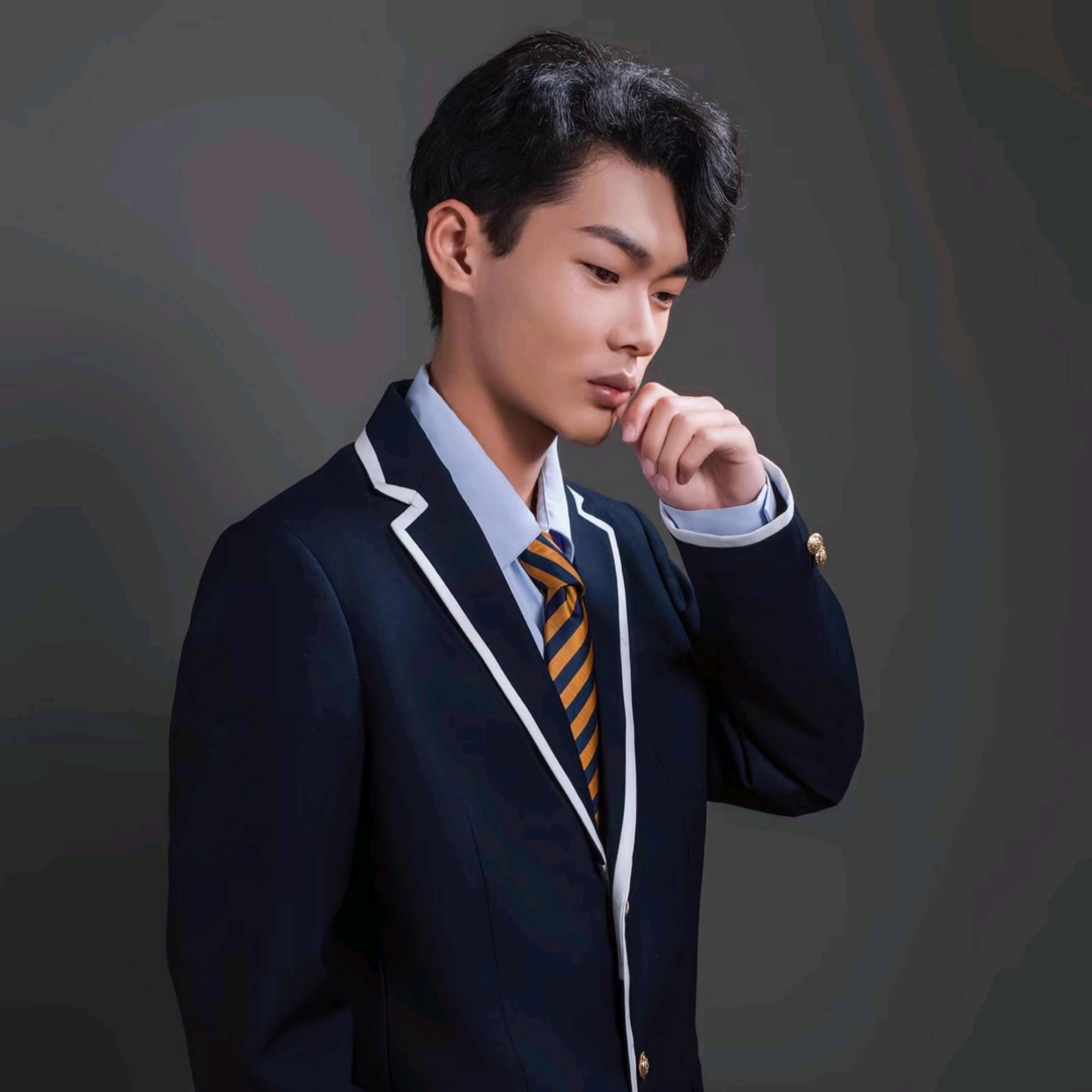 岩佳懿 - 技术总监